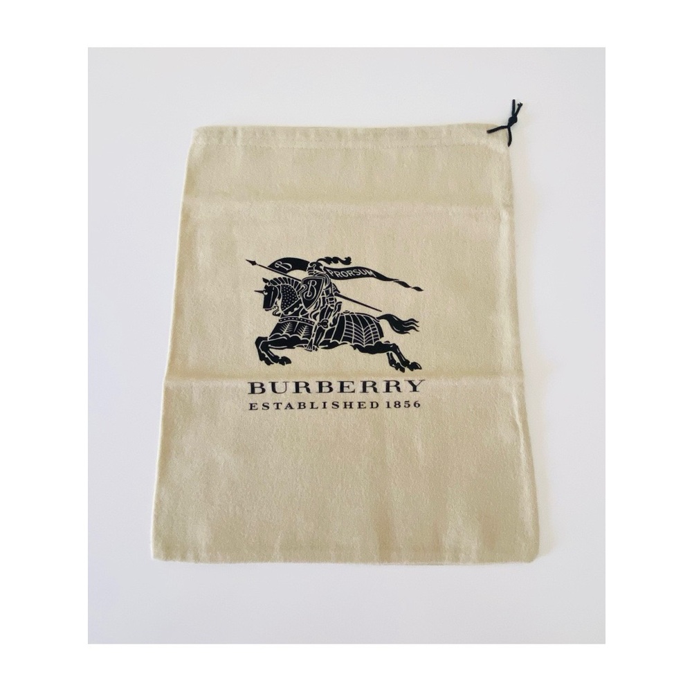 Burberry Dust Bag in Tan
